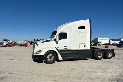 2022 Kenworth T680 6x4 Sleeper Truck Tractor