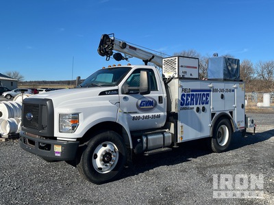 2017 Ford F-750 4x2 Service Truck