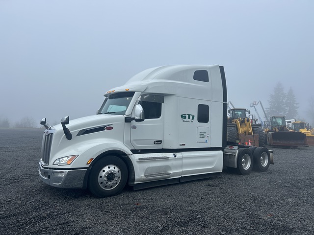 2023 Peterbilt 579 6x4 T/A Sleeper Truck Tractor