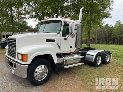 2007 Mack CHN613 6x4 T/A Day Cab Truck Tractor