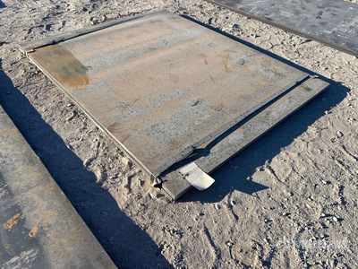 Quantity of (2) 2025 Kit Containers Steel 6 ft 3 in x 5 ft (1 in Thick) Placas de acero