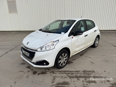 2018 Peugeot 208 Motricité Renforcée  Vehicule Utilitaire Cargo Van