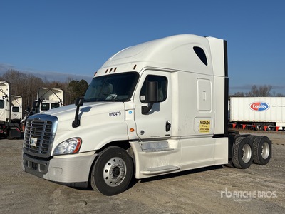 2016 Freightliner Cascadia 125 6x4 T/A Slaapcabine Trekker