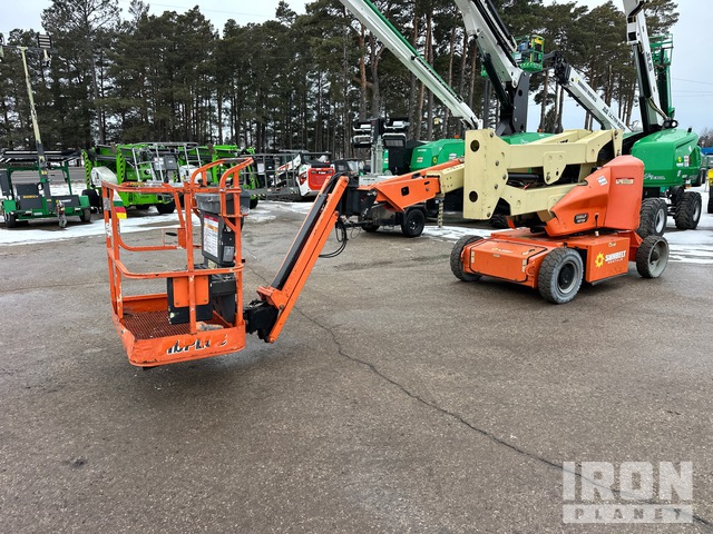 ELEVADOR ARTICULADO 2016 JLG E400AJPN