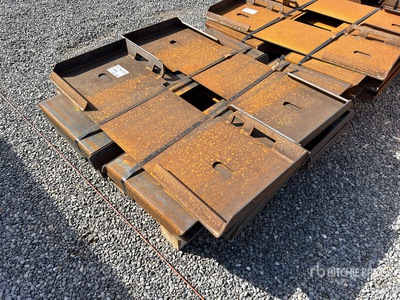 Quantity of (10) 2025 Kit Containers QT-F-BLANK Skid Steer Attachment Mounting Plate (Unused)