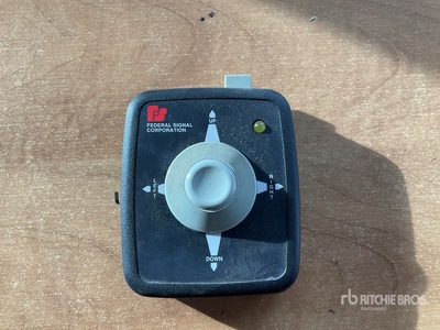 2004 International 4400 4x2 شاحنة متعددة الاغراض