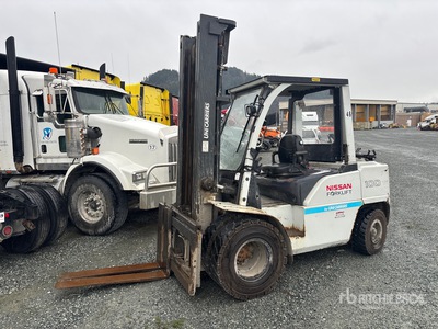 Nissan MJ1F4A45LV 9900 lb Wózek widłowy