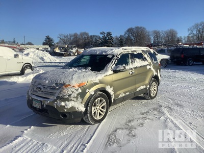 2013 Ford Explorer XLT 4WD SUV