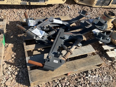 (4) Ibis Tek 2336-100-001 Spare Tire Retainers