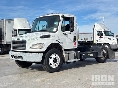2011 Freightliner M2 Hybrid 4x2 Day Cab Truck Tractor