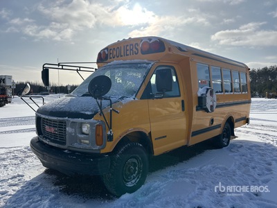2000 GMC Savana G3500 4x2 12-Seat School Bus (Inoperable)