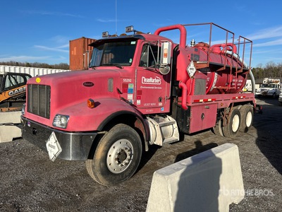 2000 Peterbilt 330 2800 gal 6x4 Tanker Truck