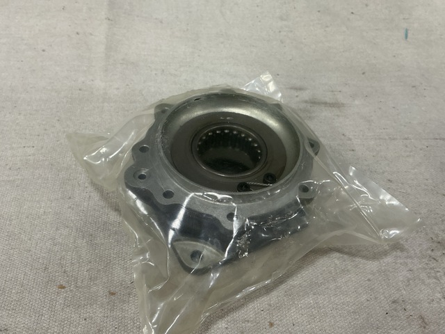 (34) Eaton Aerospace DS-922588 Flange Assemblies