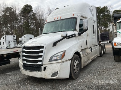 2022 Freightliner Cascadia 126 6x4 T/A Slaapcabine Trekker
