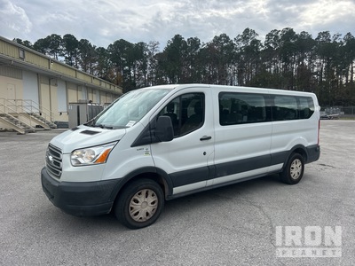 2018 Ford ECONOVAN Passenger Van