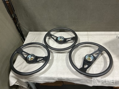 (32) Kampi Components BKBL1824D4V Steering Wheels