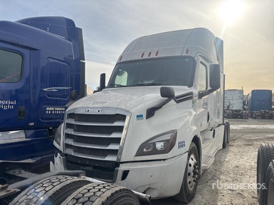 2019 Freightliner Cascadia 126 6x4 T/A Sleeper Truck Tractor
