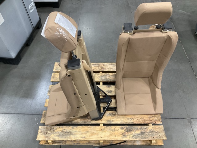 (2) Oshkosh 3994297 Vehicular Seats