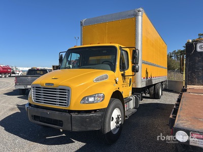 2020 Freightliner M2106 4x2 Furgoneta caja cerrada