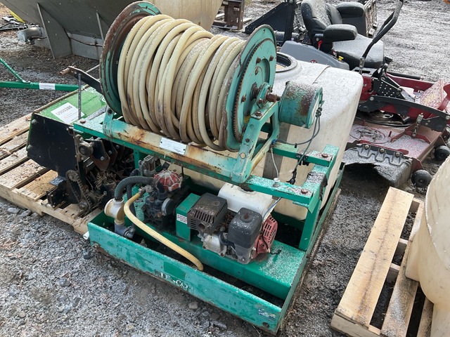 Lesco E1526-17-18 Liquid Fertilizer Applicator