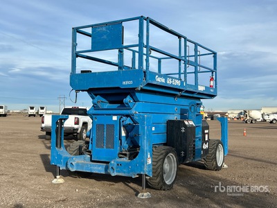 2017 Genie GS-5390RT 4x4 Diesel Plateforme élévatrice à ciseaux