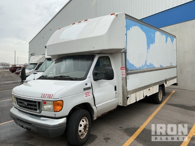 2007 Ford E-350 فان نقل