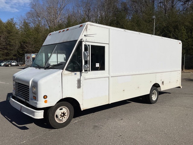 2006 Ford  4x2 Step Van