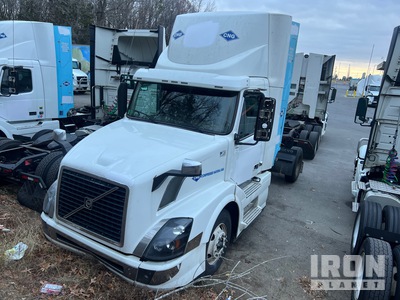 2017 Volvo VNL CNG 4x2 S/A Day Cab Truck Tractor (Inoperable)