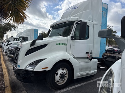 2020 Volvo 6x4 Tracteur routier (Inoperable)