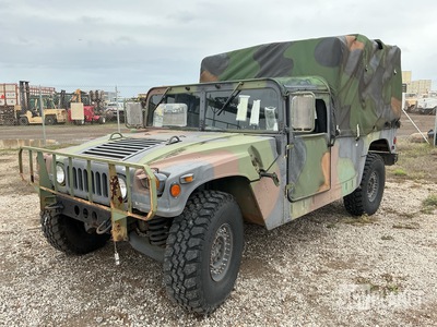2007 AM General M1097R1 HMMWV 2 Door Soft Top w/Truck Body
