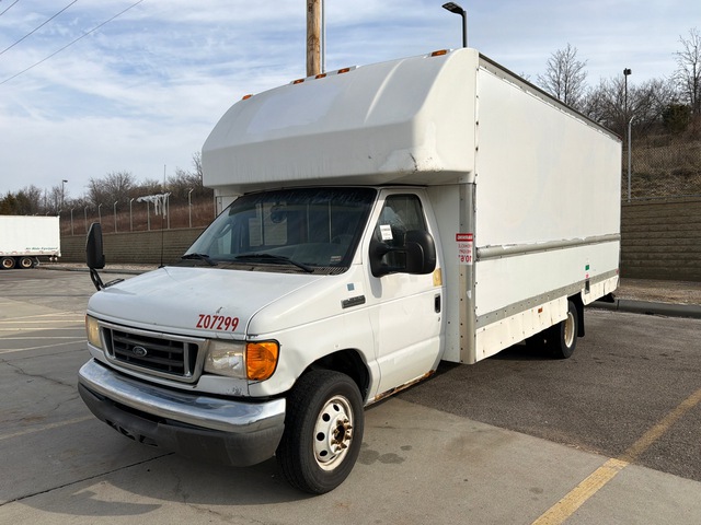 2007 Ford E-350 Step Van
