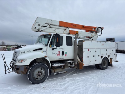 Posi-Plus 400-46-AT 46 ft on 2013 International 4400 4x2 Bucket Truck