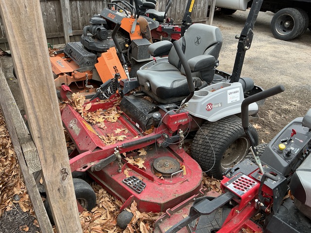 2023 Exmark Lazer Z S-Series Zero-Turn Lawn Mower