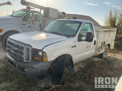 2006 Ford F-250 XL 4x2 Utility Truck