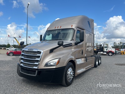 2019 Freightliner Cascadia 126 6x4 T/A Sleeper Truck Tractor