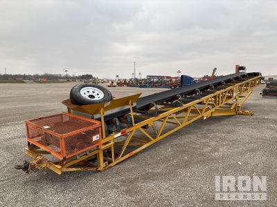 2022 Woolley 30x24DTx45 30 in x 45 ft Portable Radial Stacking Radial Stacker Convoyeur