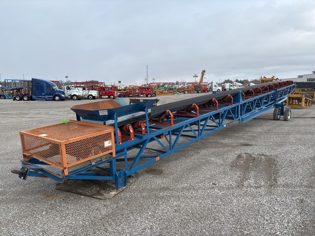 2022 Woolley 30X24DTX60 30 in x 60 ft Portable Radial Stacking Conveyor