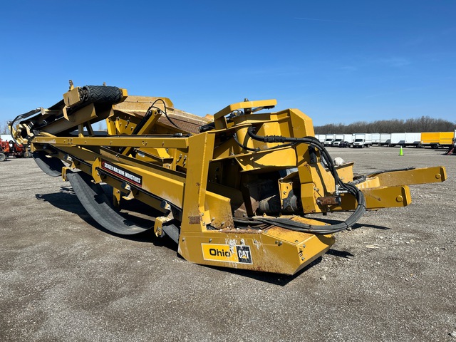 2024 Screen Machine 44RU Screen