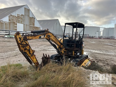 2016 Cat 303.5E2 Mini Excavator (Inoperable)