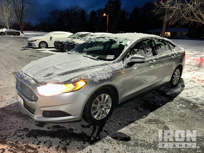 2016 Ford FUSION Personenkraftwagen