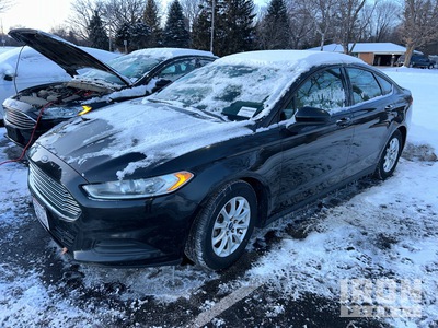 2015 Ford FUSION Personenkraftwagen
