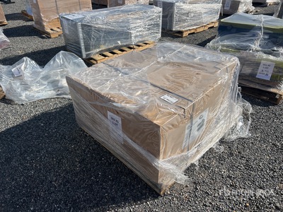 Quantity of (3) Mr. Heater 80000 BTU 80,000 BTU Portable Forced Air Kerosene Space Heater (Unused)