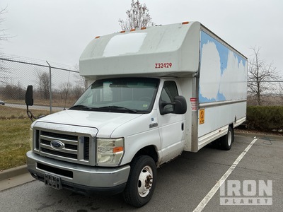 2008 Ford E-350 Cutaway فان نقل