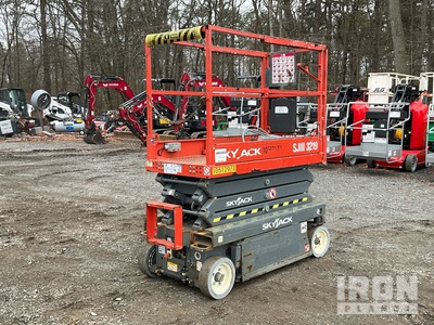 2016 Skyjack SJIII 3219 Electric Scissor Lift