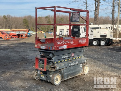 2015 Skyjack SJIII-3219 Scissor Lift
