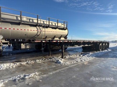 2009 Doepker 53 ft Tri/A Przyczepa płaska