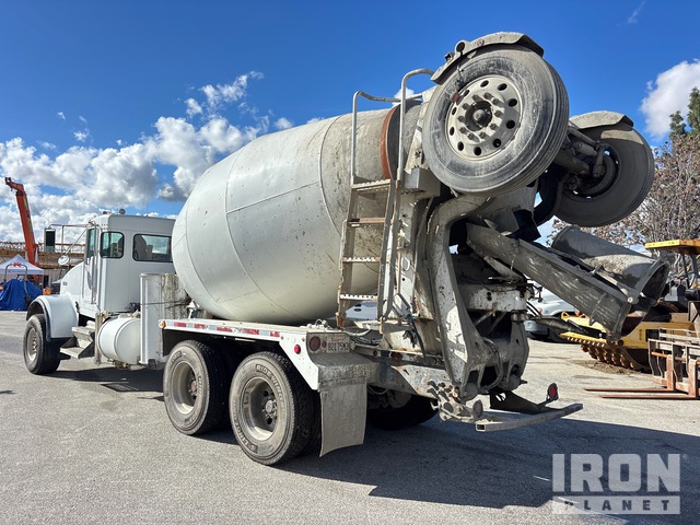 CAMIóN REVOLVEDOR 2006 KENWORTH MCNEILUS 10.5 CYD