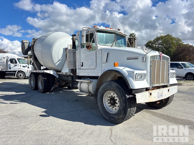 CAMIóN REVOLVEDOR 2006 KENWORTH MCNEILUS 10.5 CYD