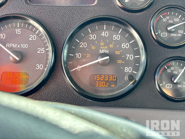 CAMIóN REVOLVEDOR 2011 PETERBILT MCNEILUS 11 CYD