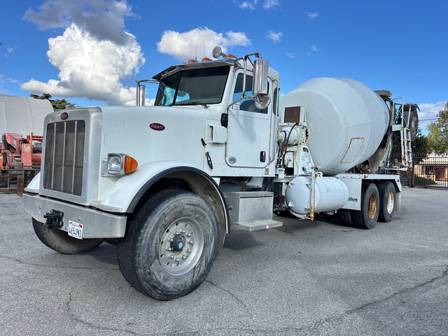 2011 Peterbilt 365 8x4 Mixer Truck
